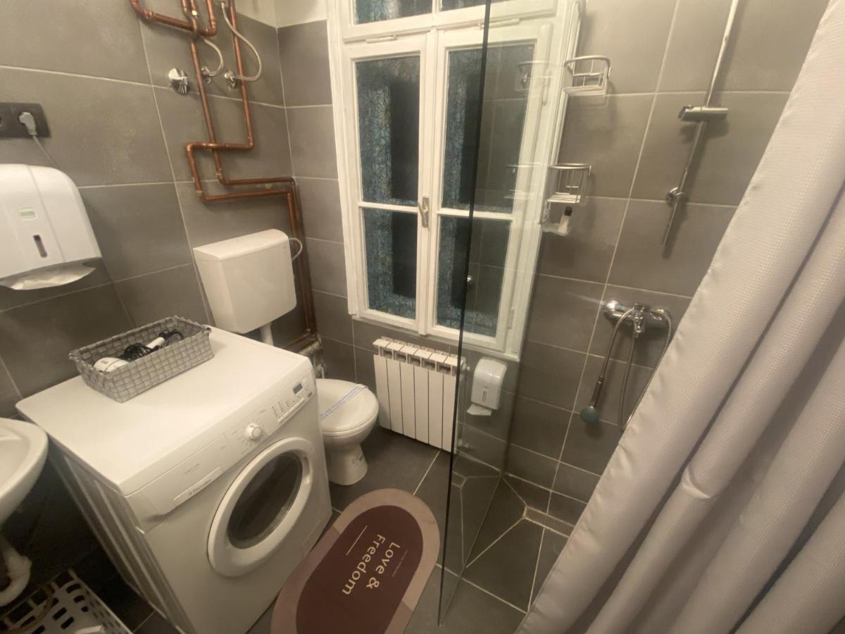 Fg Boutique Hostel Sarajevo Extérieur photo